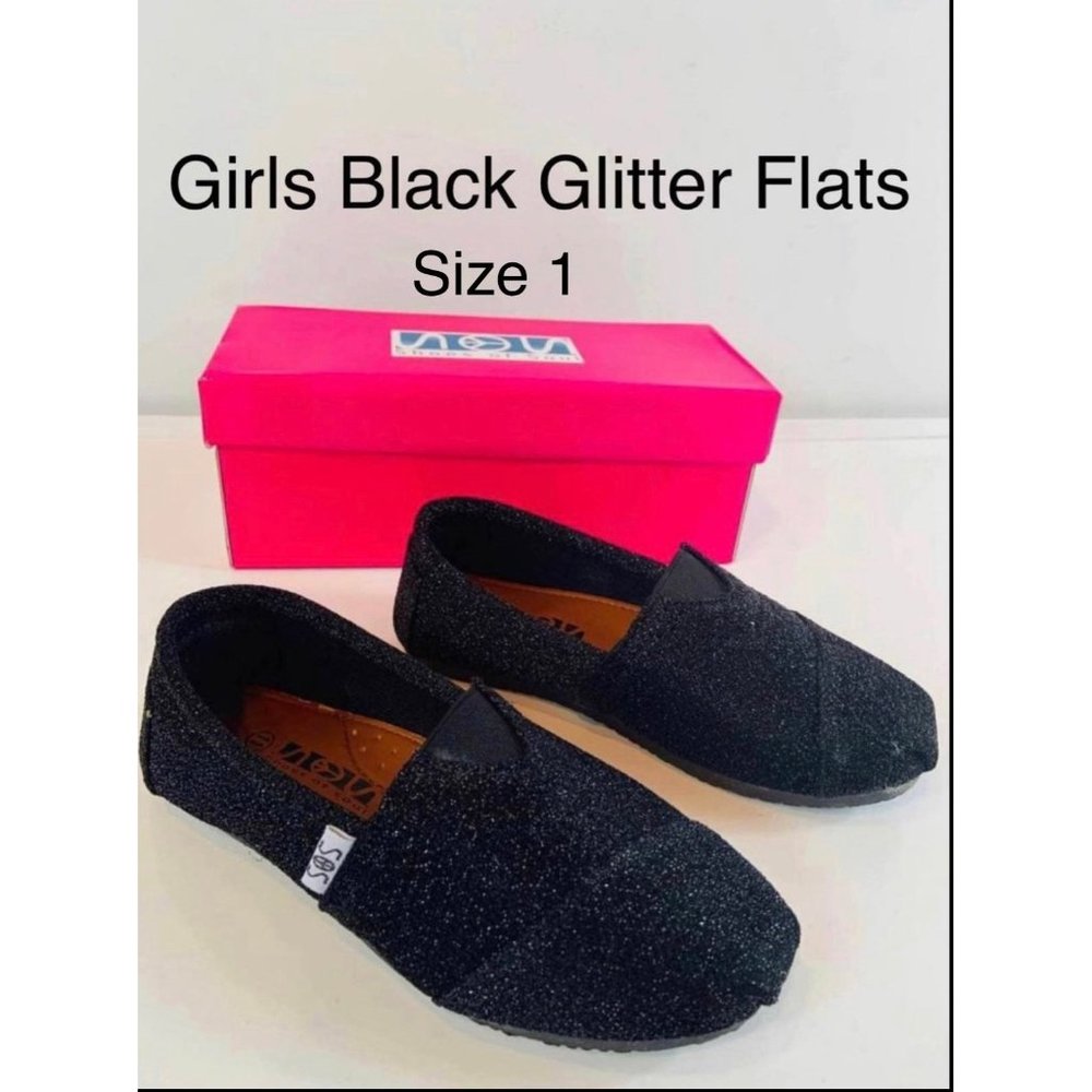 Brand New Girls Youth 1 Black Glitter Flats